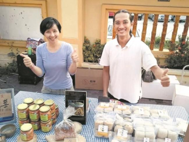 偶尔参与市集，王川岩希望能让更多人有机会接触纯天然食品，从而建立懂得欣赏的群体。（照片由店家提供）