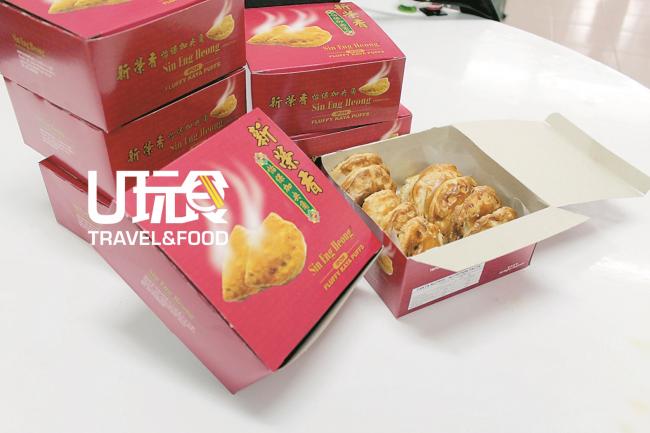 加央角是新荣香饼家的主打产品之一，在周假及公假，更可达到日销5000至6000片的惊人销量。