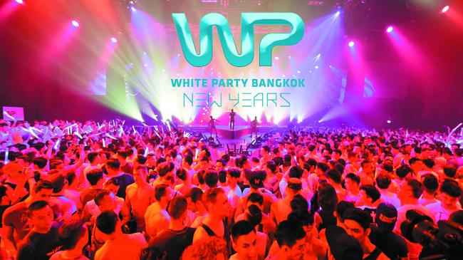White Party是源自美国的同志派对品牌，2015年跨年夜首次登陆亚洲，选址曼谷举办，取得盛大的成功，今年举办第二届，相比也会延续去年的盛况。