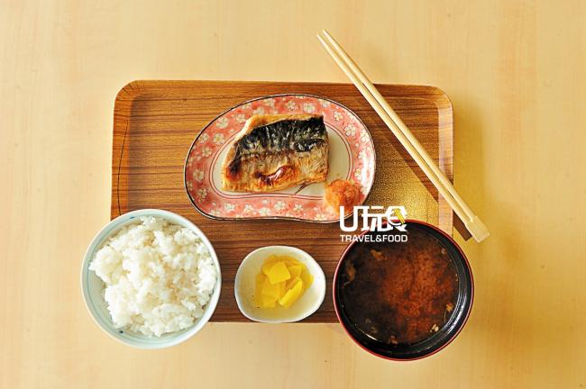 Express Set：日本米饭，搭配烤鲭鱼（Saba）和味噌汤，在经济饭不经济的年代，能吃到10令吉的日式便当套餐，是小确幸。售价：10令吉