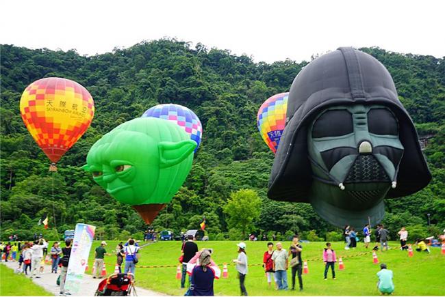 虽然星战造型热气球第一次在北台湾亮相，但早在之前台东热气球嘉年华就已经出现过了。 [图片来源]  爱ㄑ桃