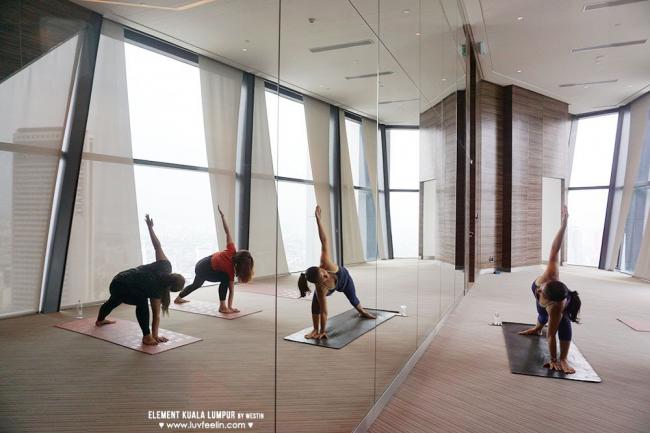 瑜伽和尊巴舞室 (Yoga & Zumba Room)，宾客可以免费参与每日的瑜伽或尊巴舞课程。