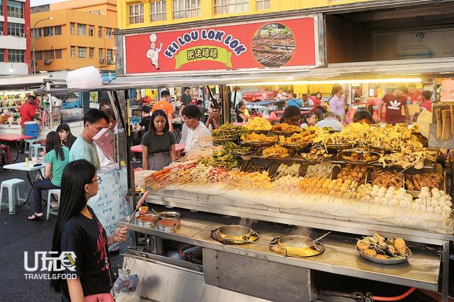 蒲种「碌碌街」的招牌美食包括碌碌串、炒粿条、叻沙、咖喱猪肠粉、糖水与云吞面等，是蒲种区著名的宵夜地点。
