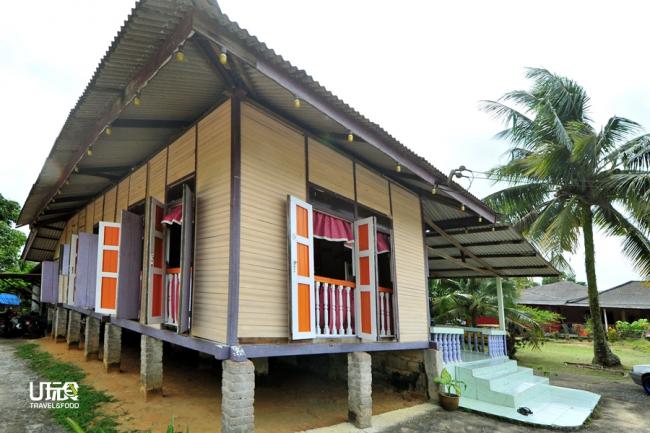 甘榜双溪马来尤甘榜至今仍保留了逾百年的马来传统高脚屋。