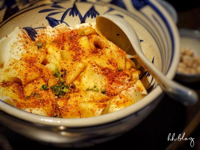 北馆秘制油泼扯面 Shaanxi Flat Noodle Tossed with Garlic, Chili and Soya Sauce
