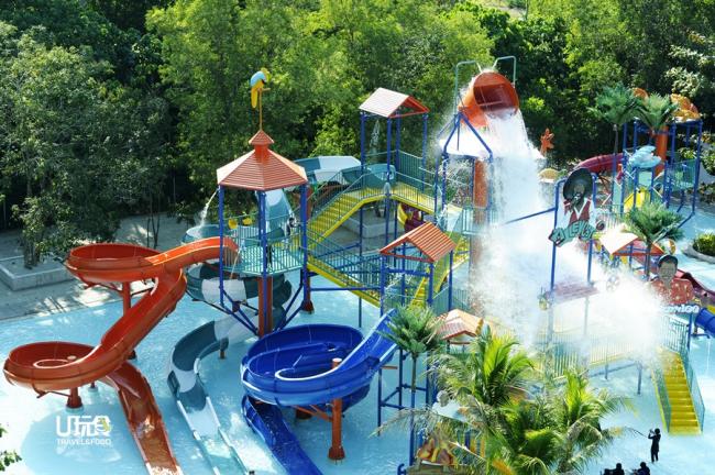儿童戏水区宛如大型儿童游乐场，儿童们可在儿童戏水设施上奔走戏水，从早戏水到晚都不觉得疲惫。