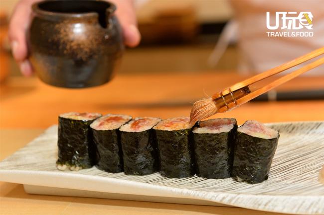 店里的卷寿司厉害之处在海苔，香气是一般的海苔所不及，卷出来的寿司好吃。