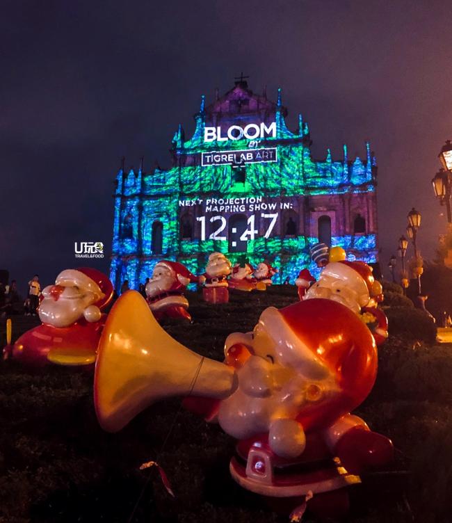 大三巴牌坊上演的光雕表演包括西班牙团队创作的「Bloom」(绽放)，突显大三巴牌坊建筑之美，展示澳门的独特文化。
