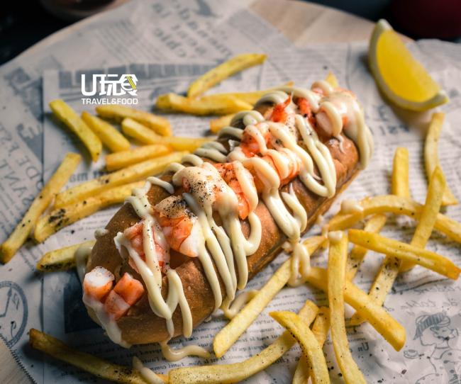 【Long Island Shrimp Roll】与Lobster Roll相似却不相同的Long Island Shrimp Roll铺满了香煎老虎虾，每一口都能感受到浓浓的鲜甜滋味。