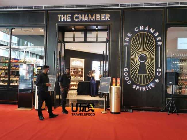 The Chamber在武吉加里尔柏威年开设第三家分店，务求为顾客带来一站式的美酒鉴赏之旅。